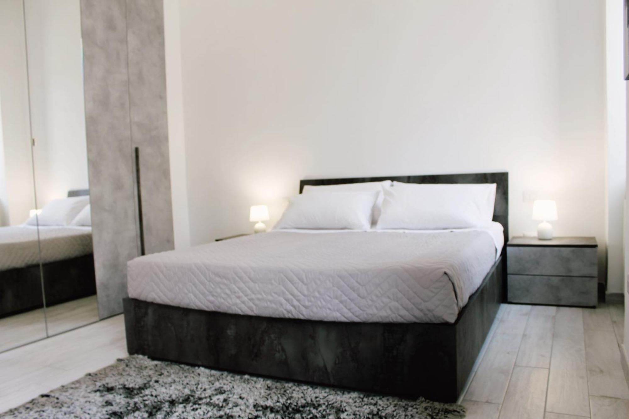 Alivi Indipendent Apartment Brindisi Exteriör bild